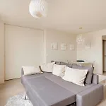 Modern Apartment - 4P- Eiffel Tower