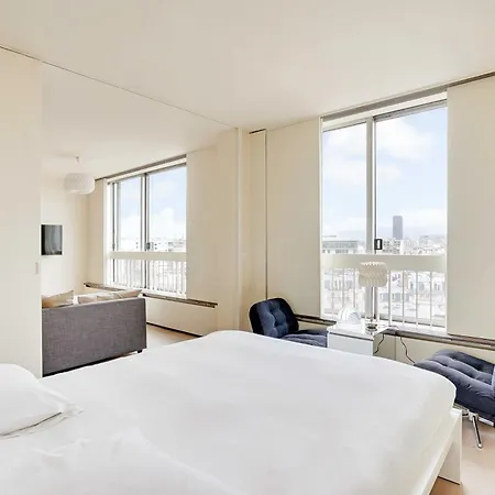 Modern - 4p- Eiffel Tower Apartment *